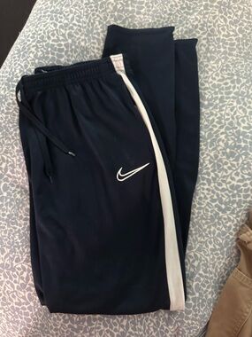 Navy Nike Joggers